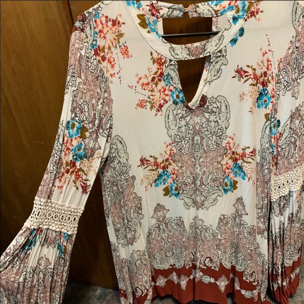 Women’s Top